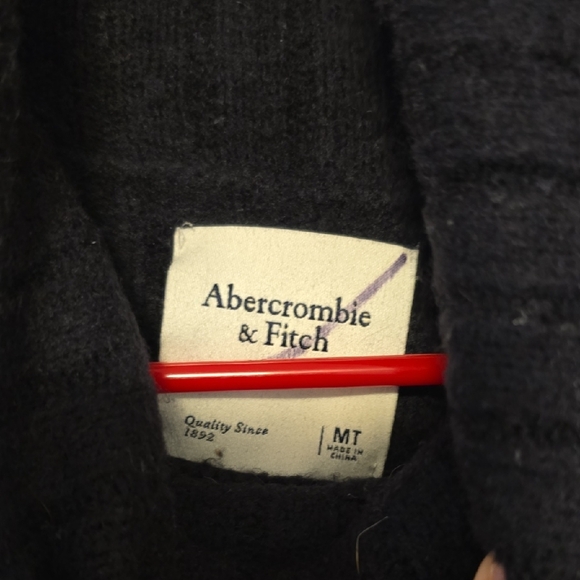 Abercrombie & Fitch Classic Black Cowl Neck Sweater - Picture 5 of 5